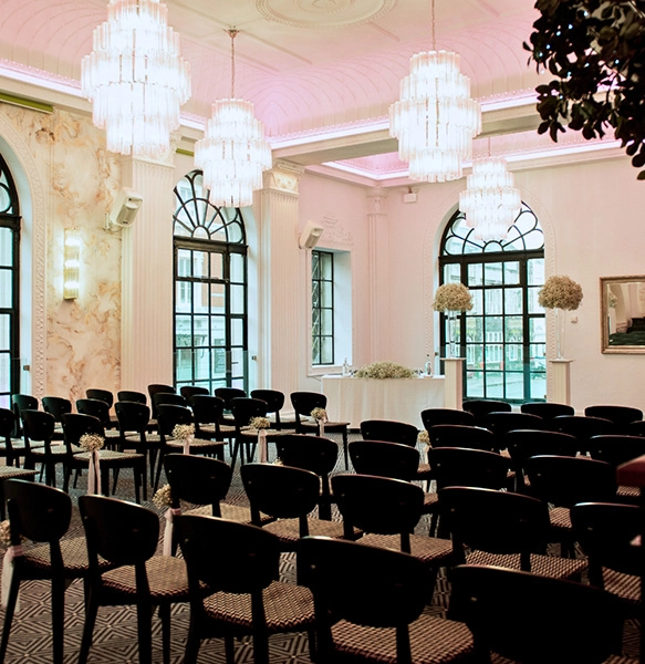 Celebrate-Your-Wedding-Ceremony-and-Reception-in-the-Grand’s-Famous-Ballroom